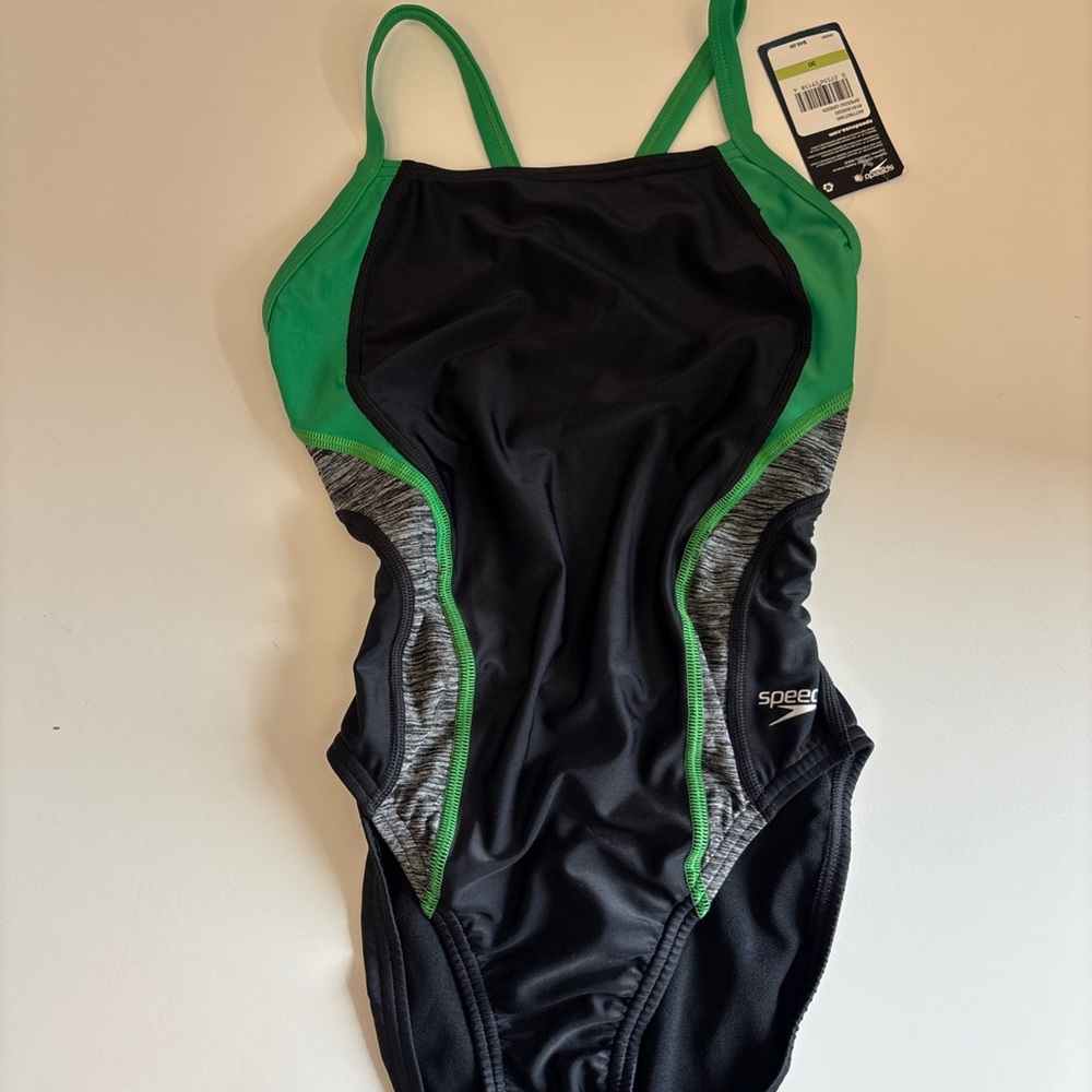 Speedo Endurance+ Solid Flyback Training Green and Black Swimsuit Girls
